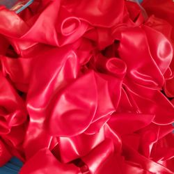  Lot Of 850  Red and Blue Balloons