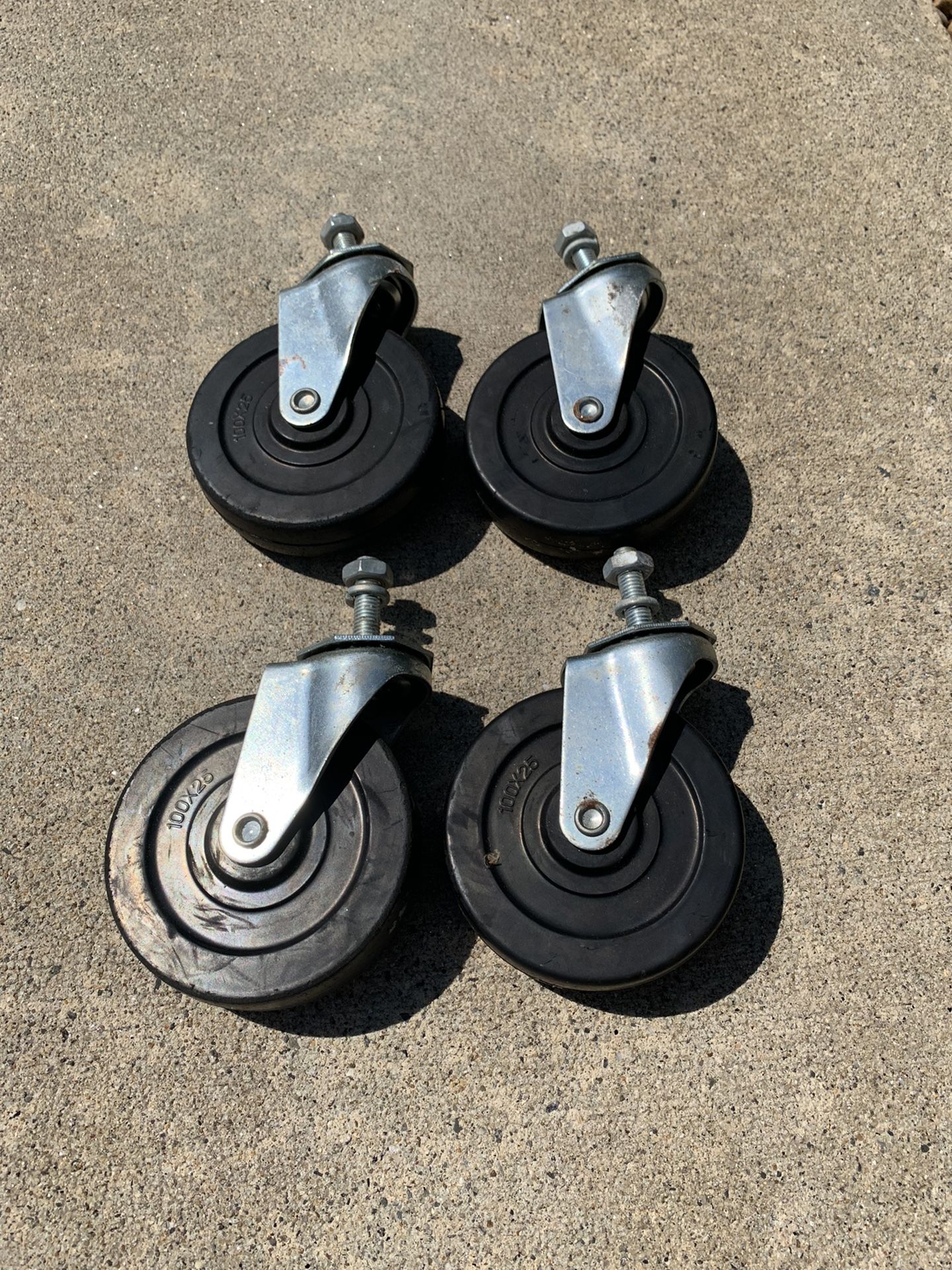 Casters Aluminum Grey Black Wheels 100 x 25 Set Lot of 4