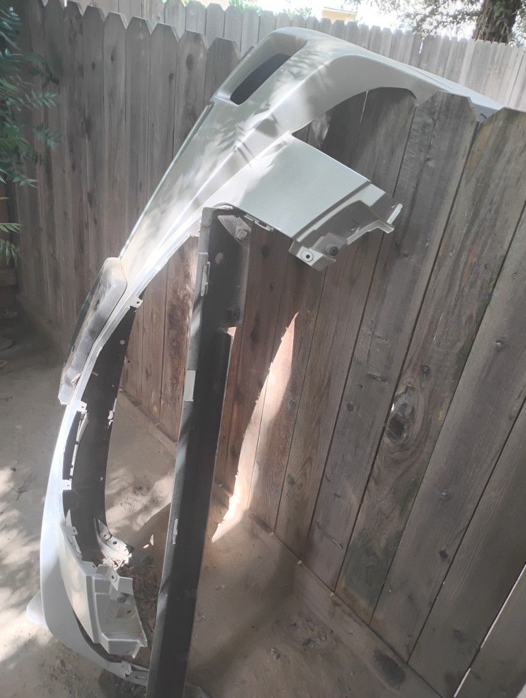 03-07 Cadillac Cts Front Bumper Cover