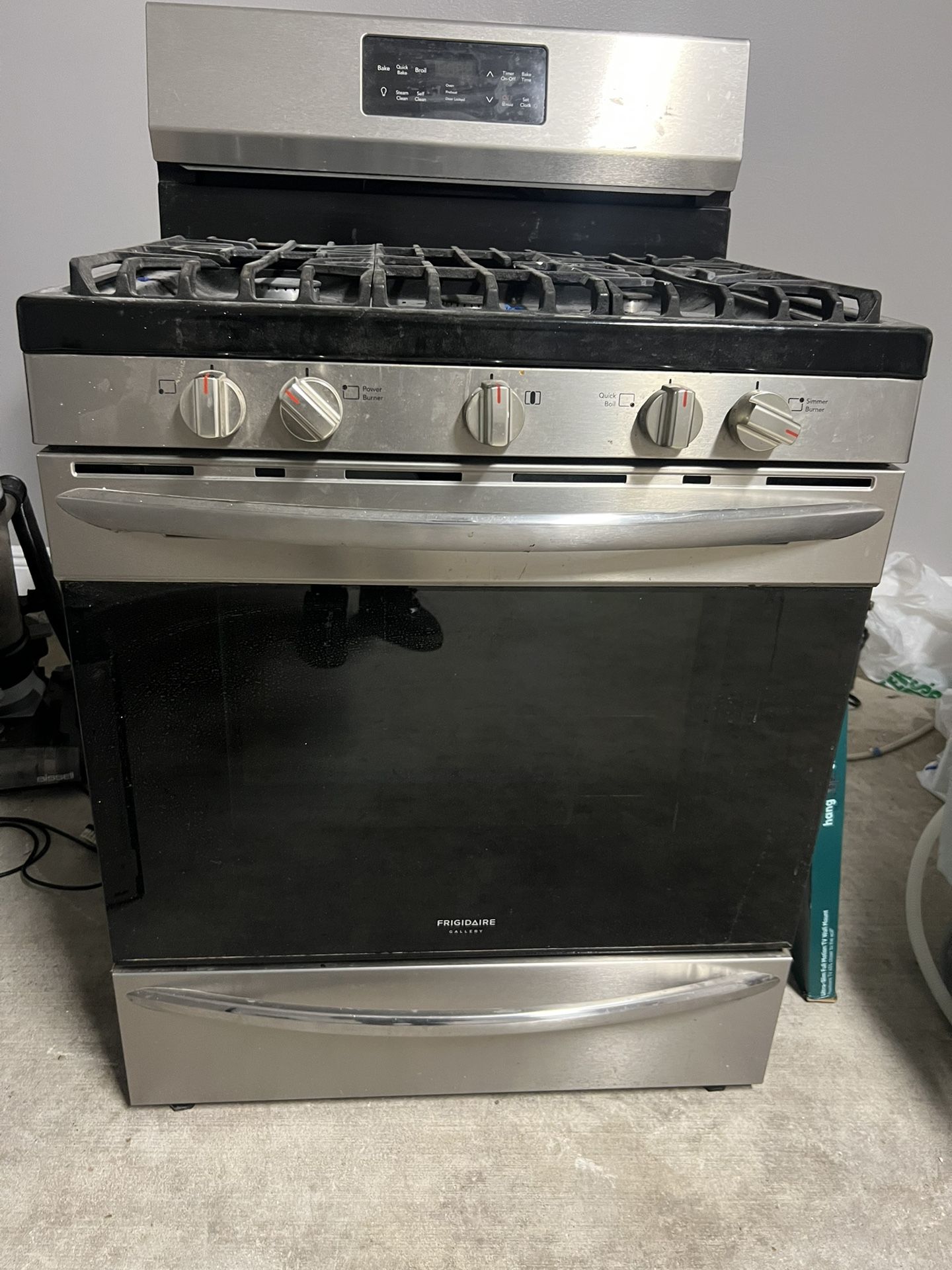 Good Stove For Sale 