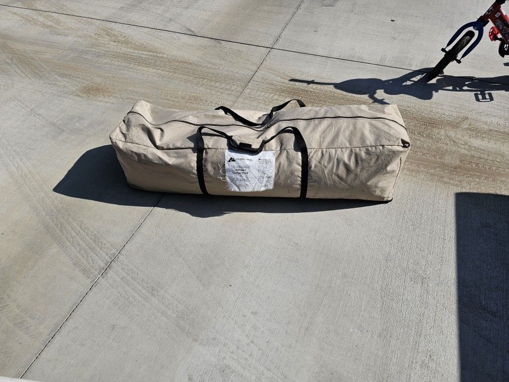 Ozark Trails 12 Person Instant Tent