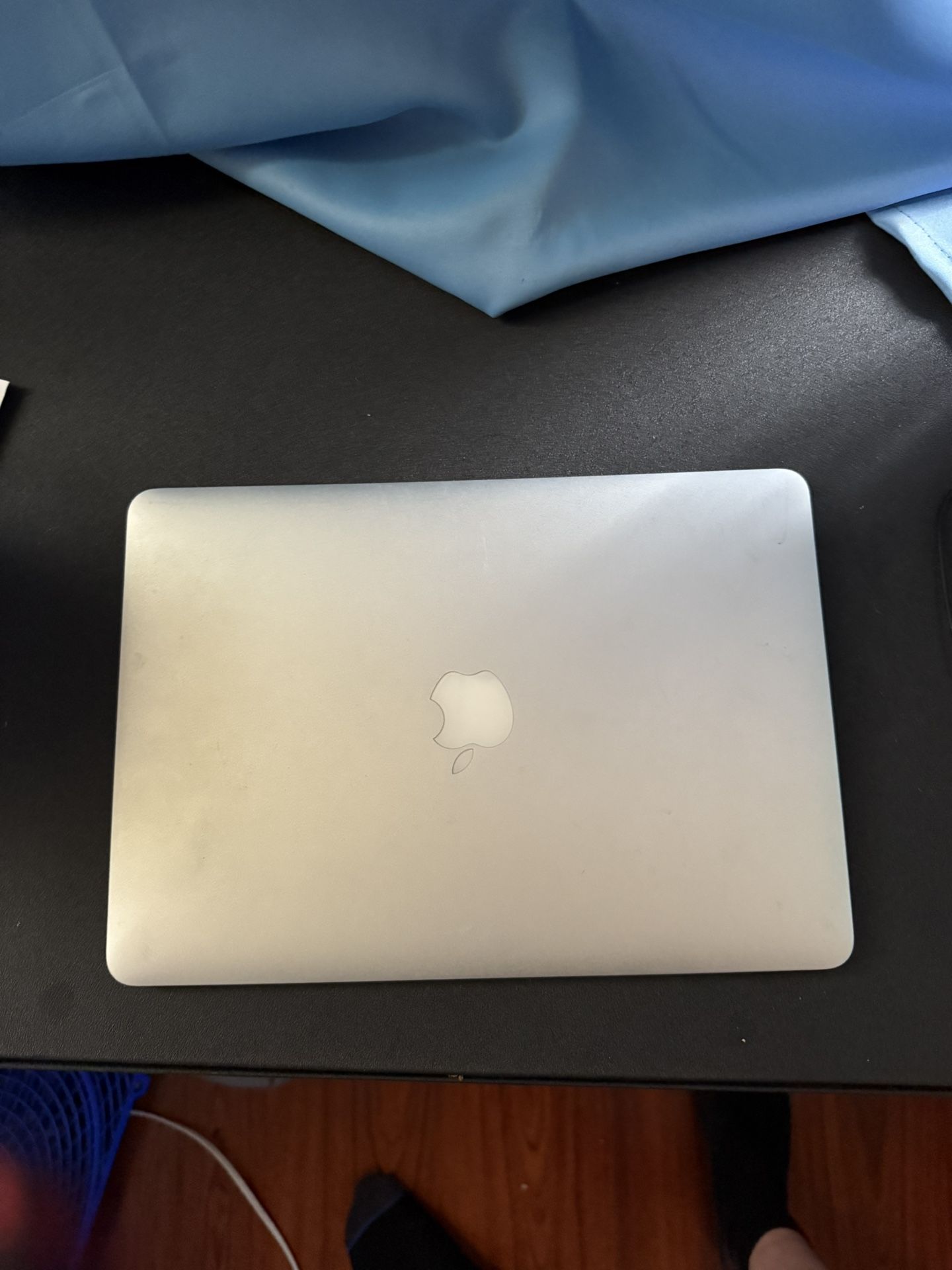 Macbook air a1(contact info removed)