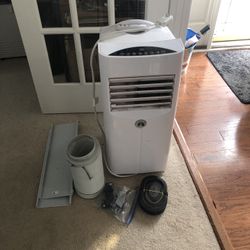 10,000 BTU HiSense Portable Air Conditioner. 