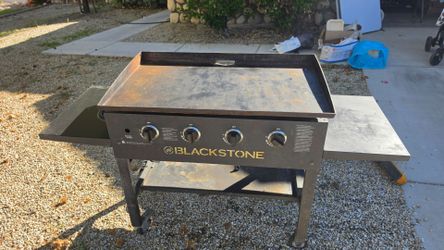 Blackstone 4-Burner Outdoor Flat Top Griddle