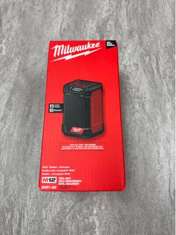 Milwaukee M12 Radio + Charger