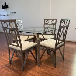 5 Piece Dining Set (Glass &Metal)