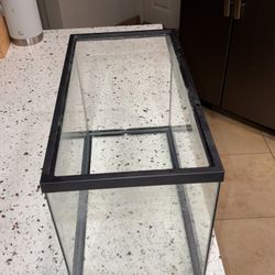 Aqueon Standard Glass Rectangle Aquarium