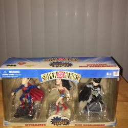 Monogram Masterworks DC Super Heroes Mini Bobbleheads