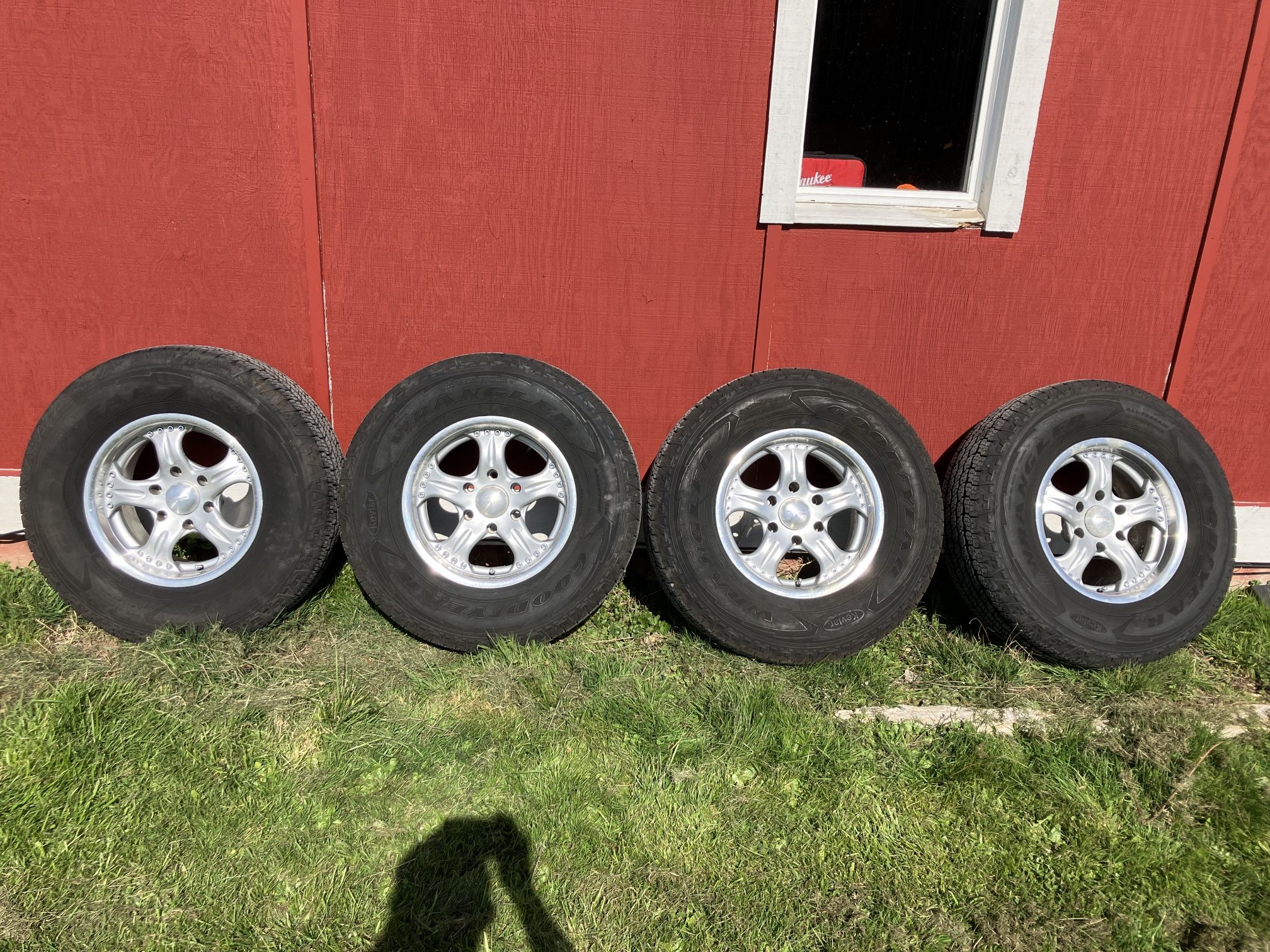 Toyota TRD Ivan Stewart Wheels 6x5.5 16”