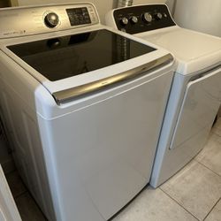 Washer And Dryer In Excellent Conditions $450 Both