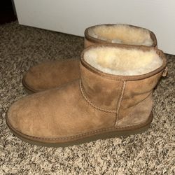 Classic Mini Uggs
