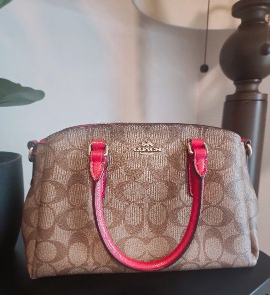 COACH WOMENS MINI SAGE CARRYALL IN SIGNATURE CANVAS KHAKI/TRUE RED
