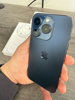 iPhone 15 pro max 256gb unlocked for any carriers ( Liberado)