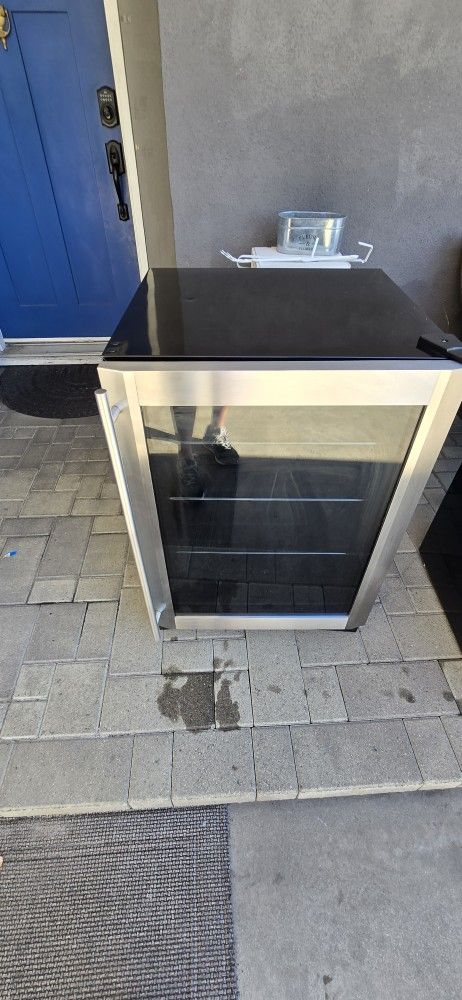 Beverage Cooler Mini Fridge UNDER CABINET setup