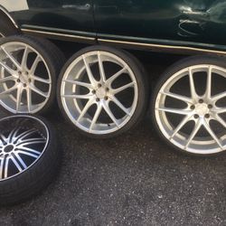 22 inch Niche rims
