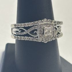 The Leo 2 Piece Diamond Bridal Set 10k White Gold 