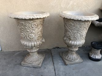 Concrete pots