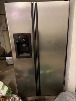 GE STAINLESS STEEL REFRIGERATOR WORKS!