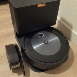 iRobot Roomba j7+ Self-Emptying Robot
Vacuum and Mop