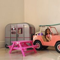 Our Generation Set  Trailer And Jeep, Good Condition 