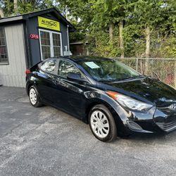 2012 Hyundai Elantra