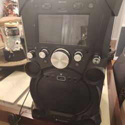 Party TIME! Portable Karaoke MACHINE!