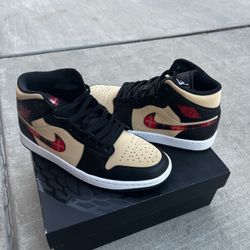 Jordan 1 Mids