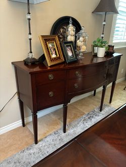 Antique Mahogany Sideboard / Buffet / Server
