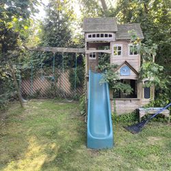 Playhouse & Swing Set