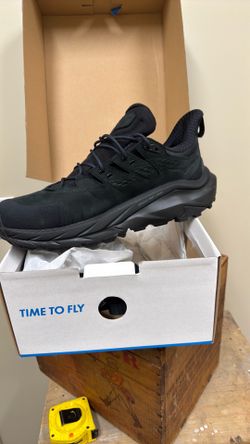Hoka Kaha 2 low GTX 13D - new in box