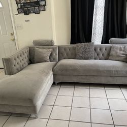 Sectional Couch 