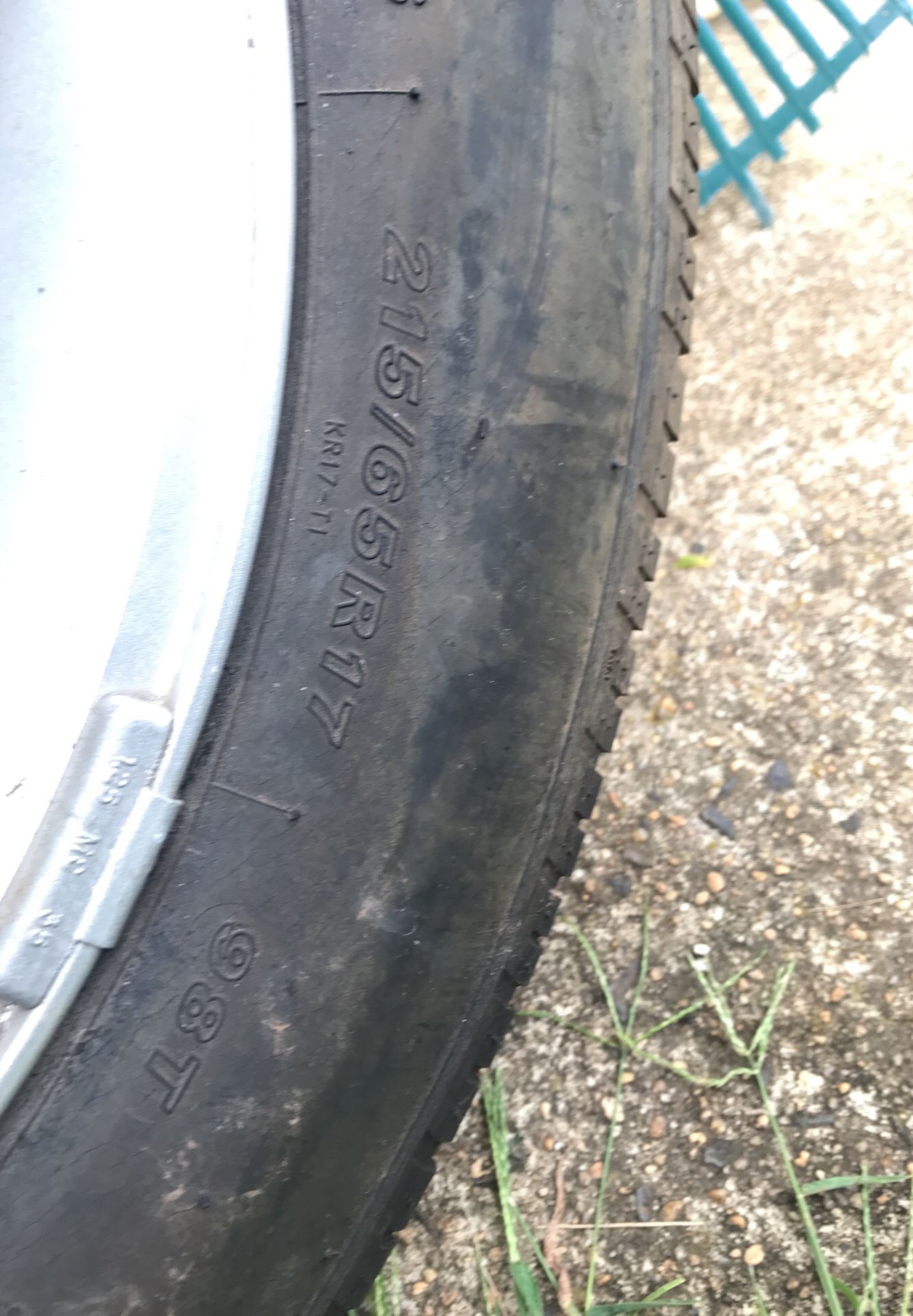 Tire 4 sale in very good condition