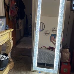 A Mirror With Lights
