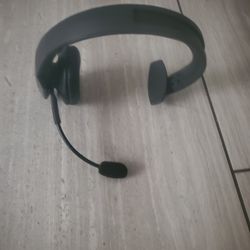 Bluetooth headset 