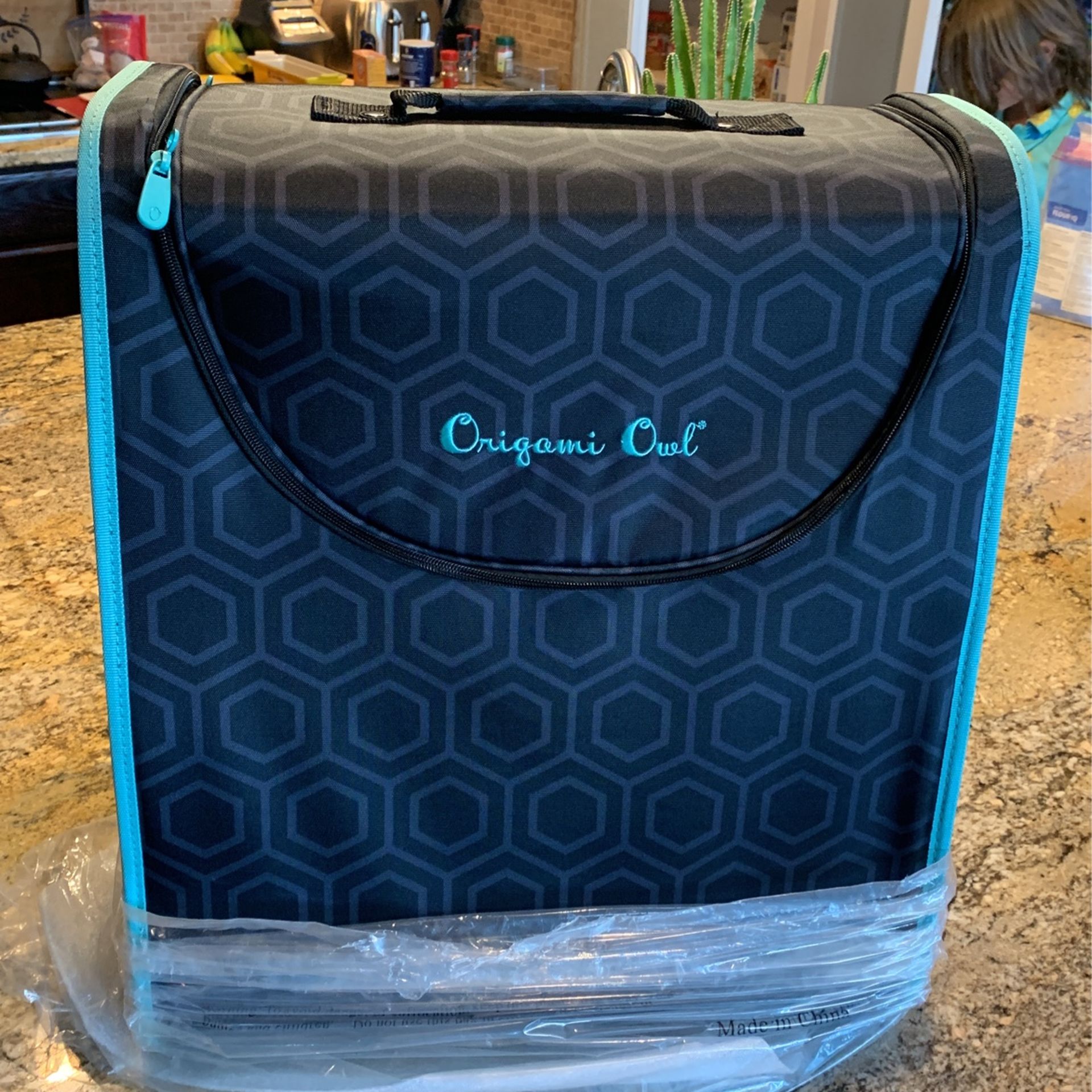 Origami Owl Mobile Carrying Jewelry Case New