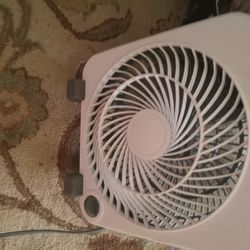 11x11 Electric Fan Pickup Only Cash Good Condition 3 Speed 