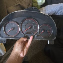 EM2 02-05 Si GAUGE CLUSTER 