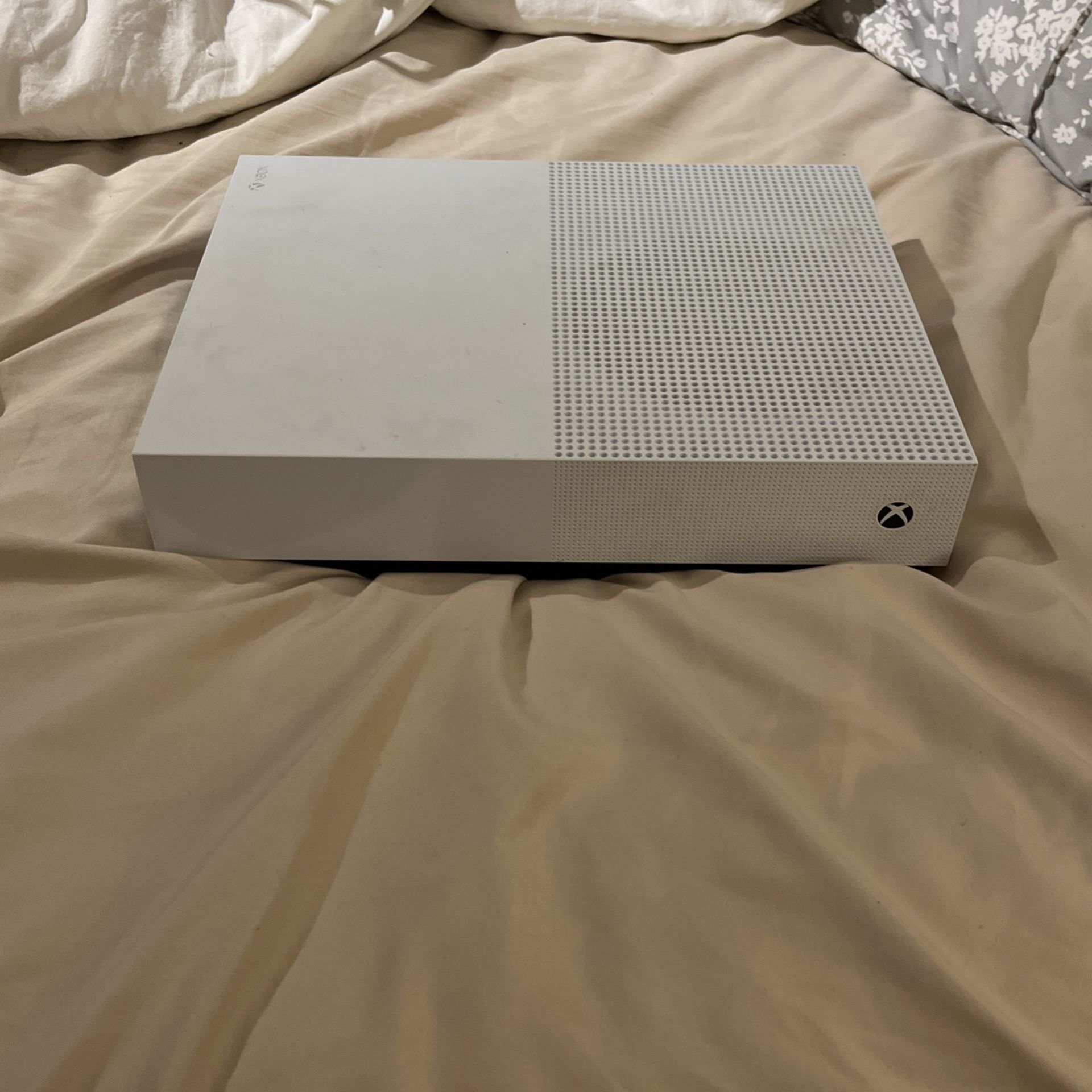 Xbox One S