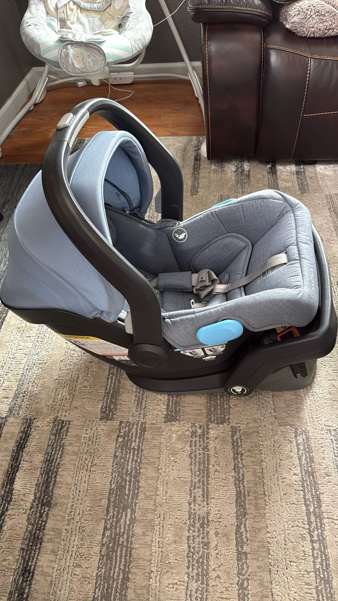 Uppababy Mesa Car seat With Base