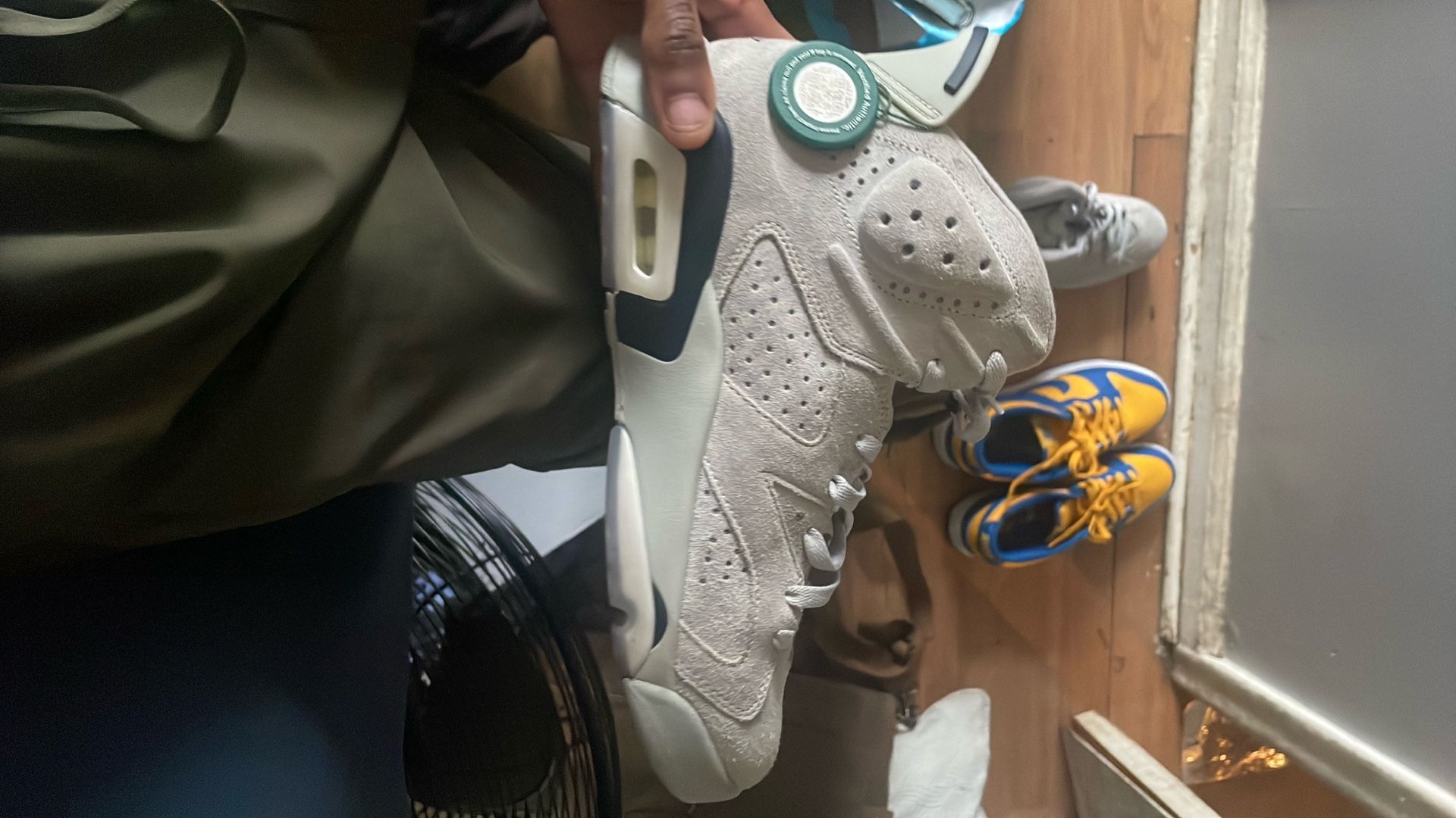 Grey And Blue Jordan’s 6’s Size 9