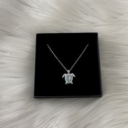 Brand New Cute Mama Turtle Blue Pendant Silver Necklace 