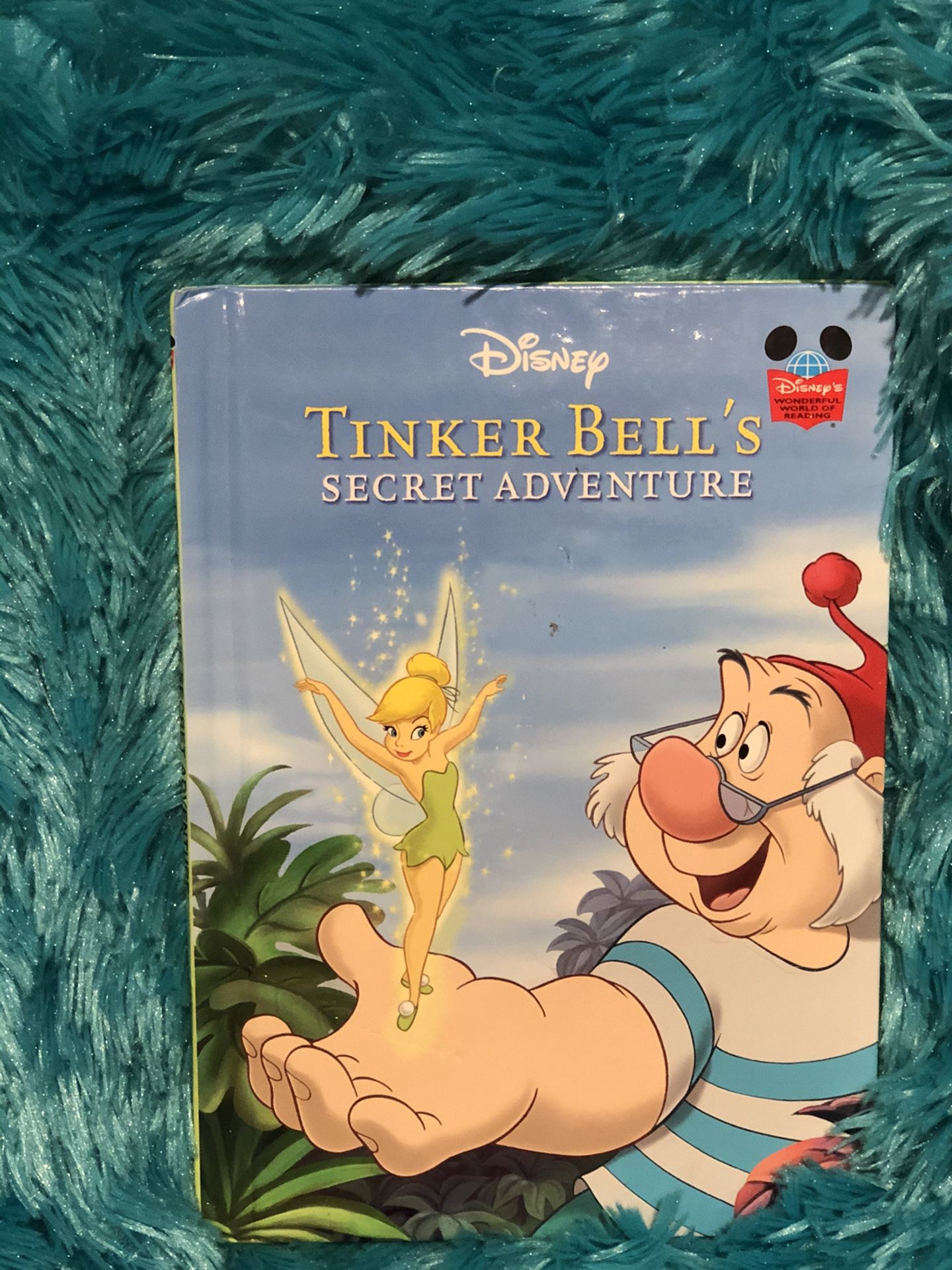 Tinkerbell’s secret adventure with Peter Pan! Disney’s Wonderful World of Reading children’s book