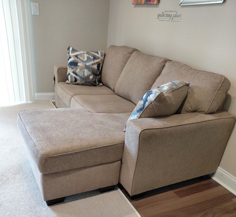 Greave Sofa