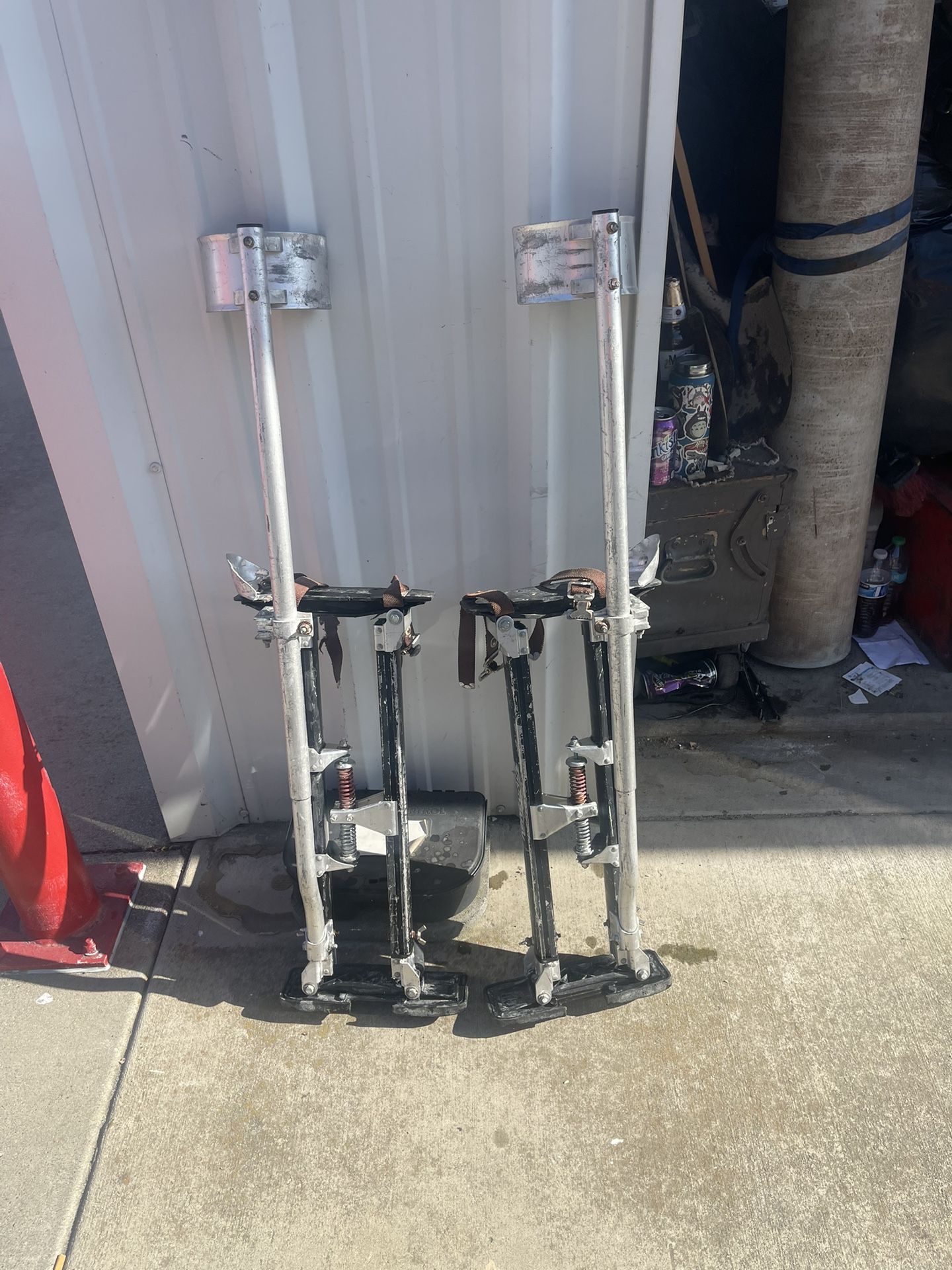 Stilts For Sheetrock