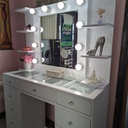 Vanity with Small Shelves 
