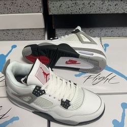 AJ4“White Oreo”