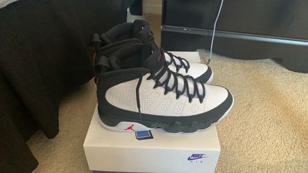 Air Jordan 9 Retro Sneakers White Black