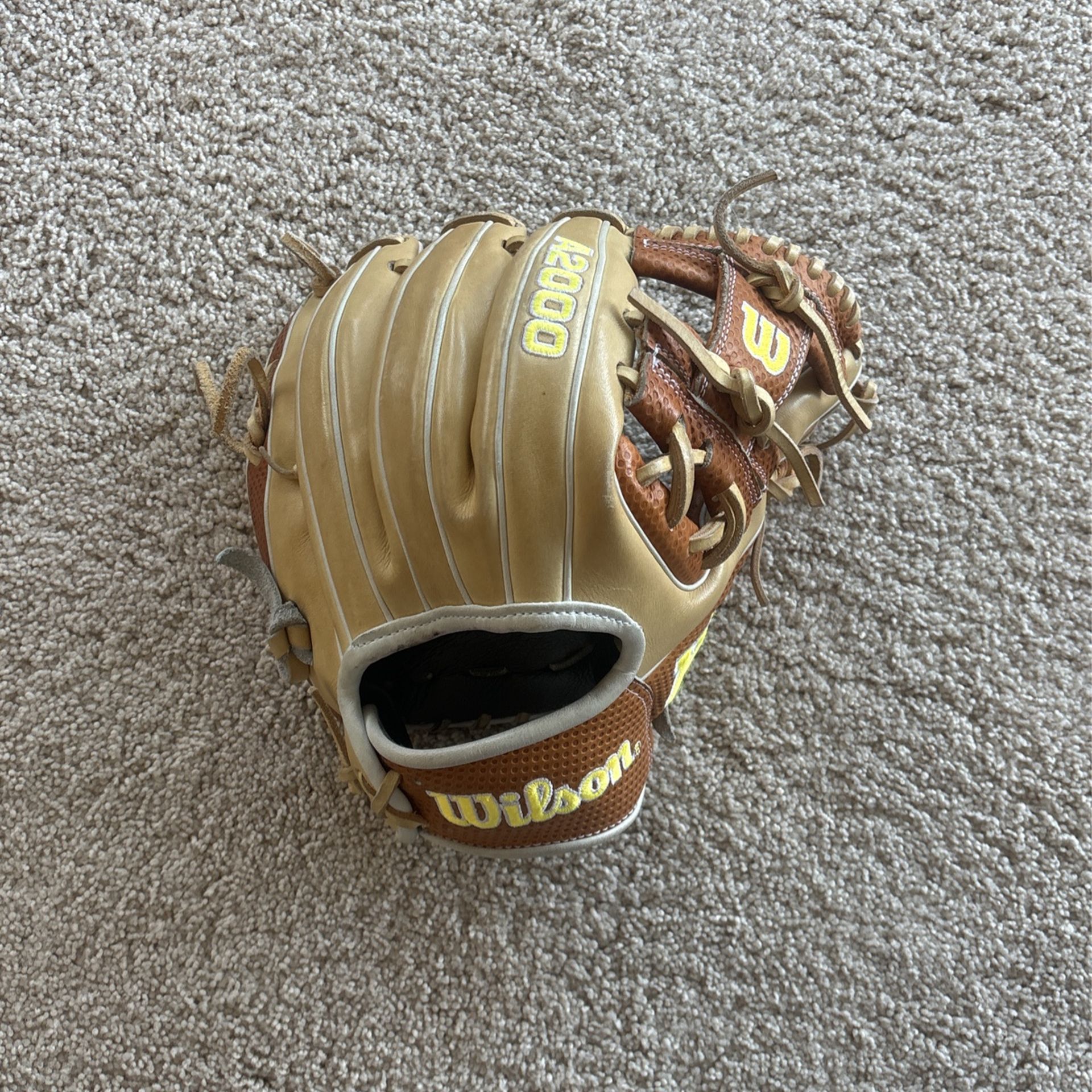 Wilson A2000 