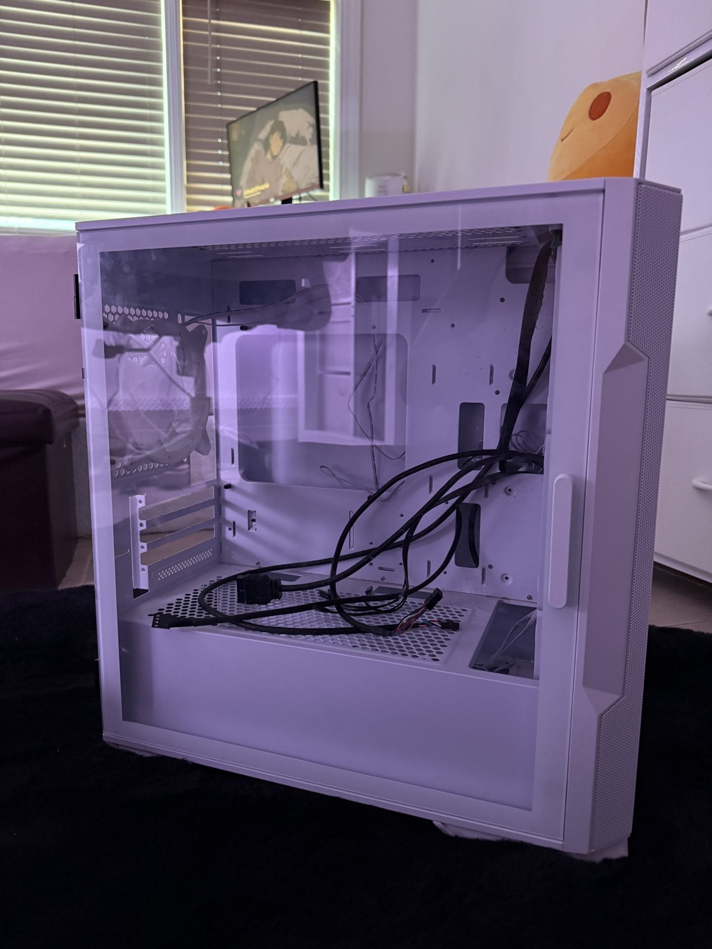 Vetroo M03 Compact PC Case – Tempered Glass Swing Door