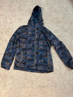 Arc’teryx Men’s Navy and Black Camo Hooded Windbreaker